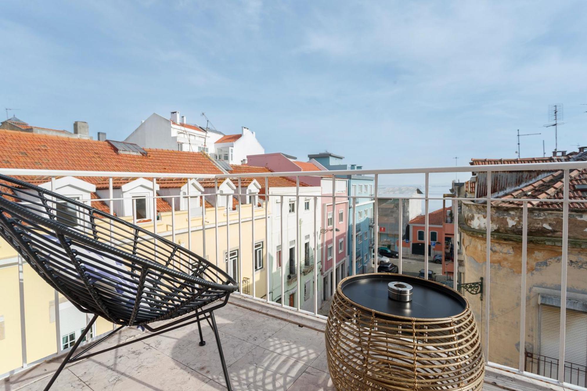 Cortes Apartment In Lisbon Historic Neighborhood Extérieur photo